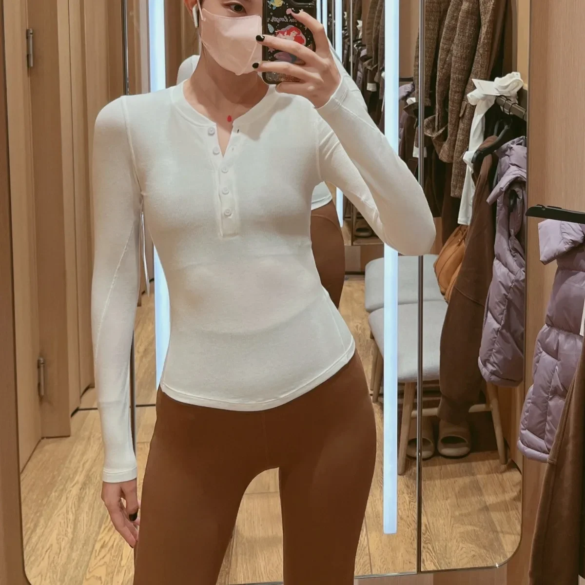 New HT Henley shirt women's long-sleeved T-shirt slim yoga clothes high elastic rib knitted V-neck button bottoming shirt Sports
