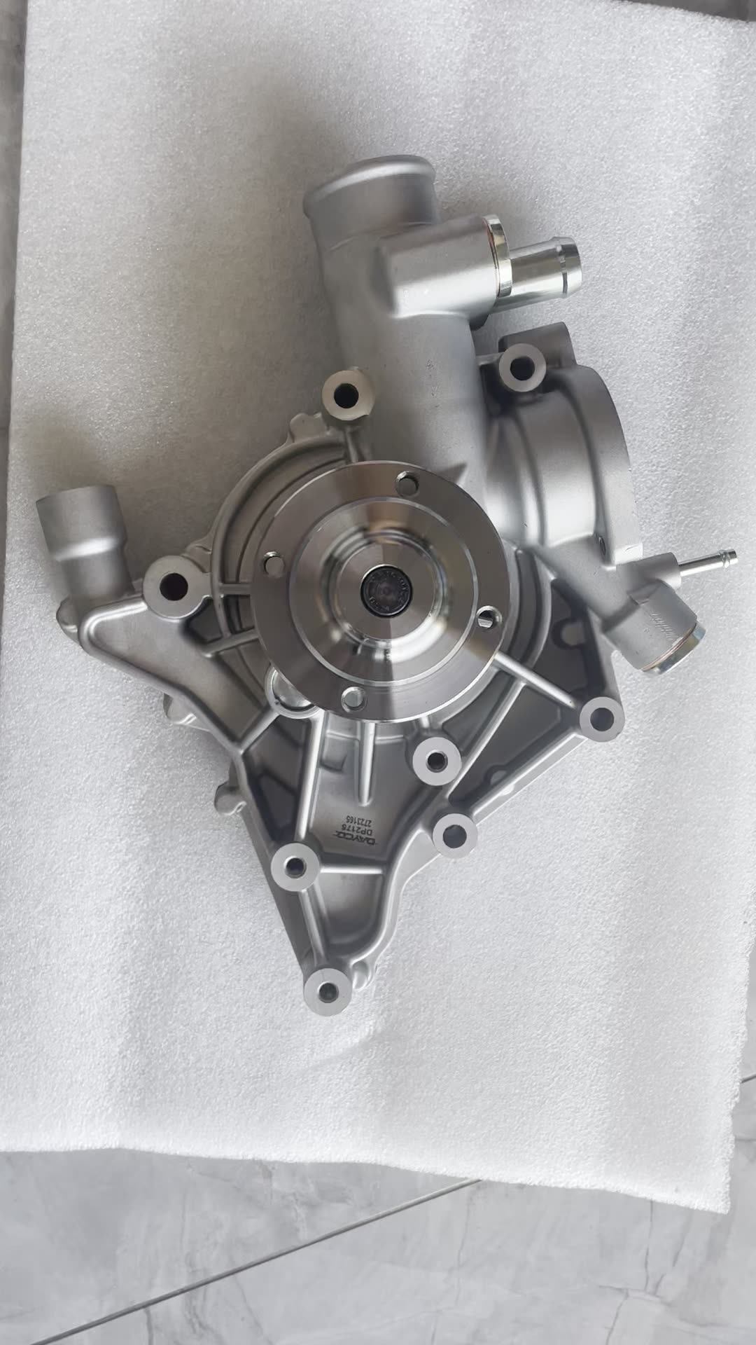 High Quality Deutz TD2.9 Water Pump 04162753 - Reliable