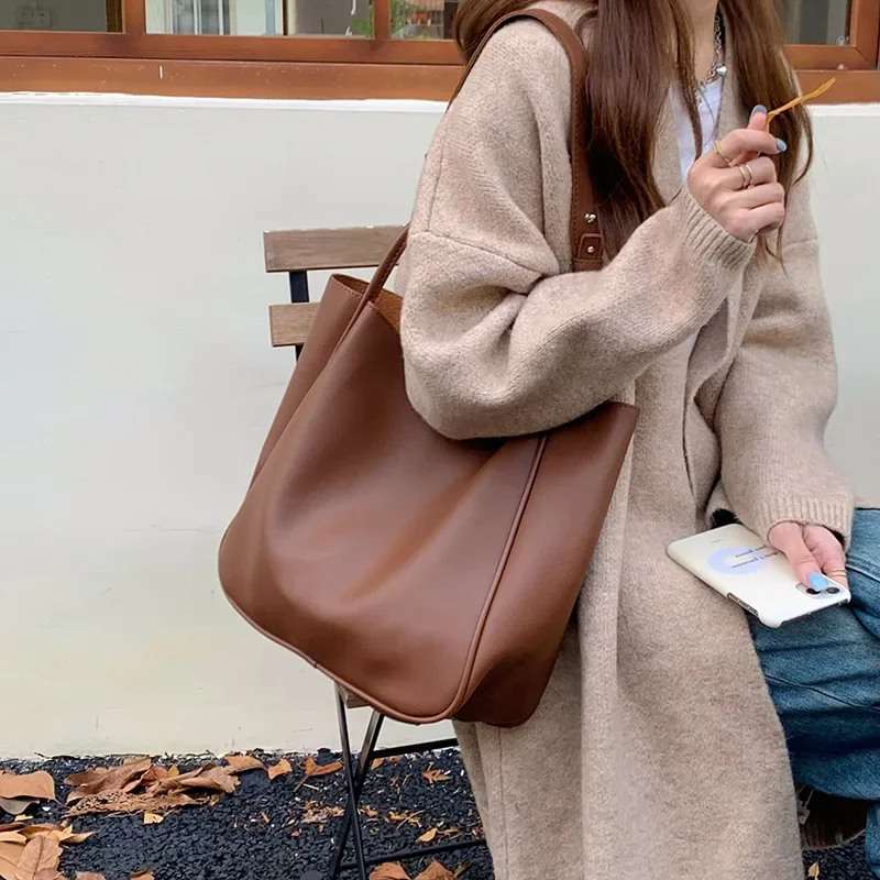 Large capacity bag for women 2025 new fashion retro work commuting tote bag niche one-shoulder underarm bag versatile