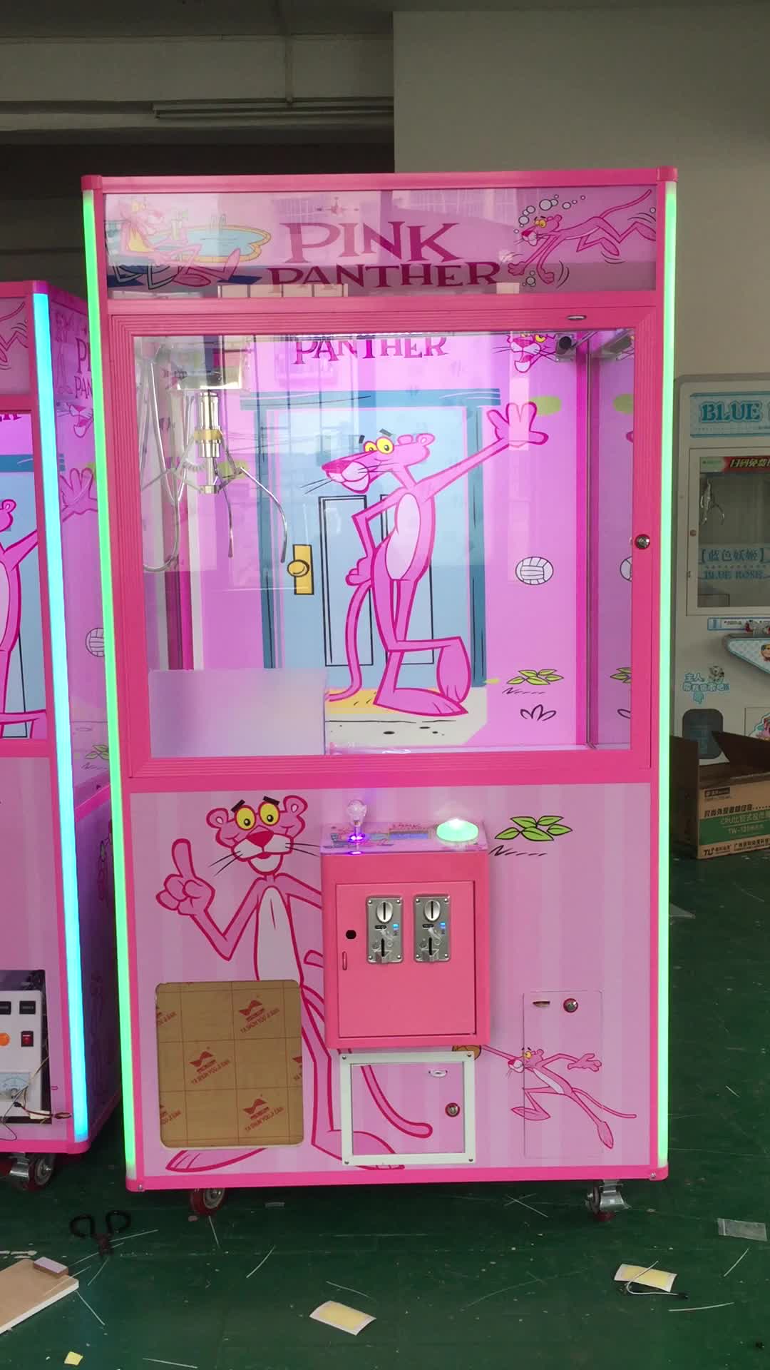 claw toy vending machine