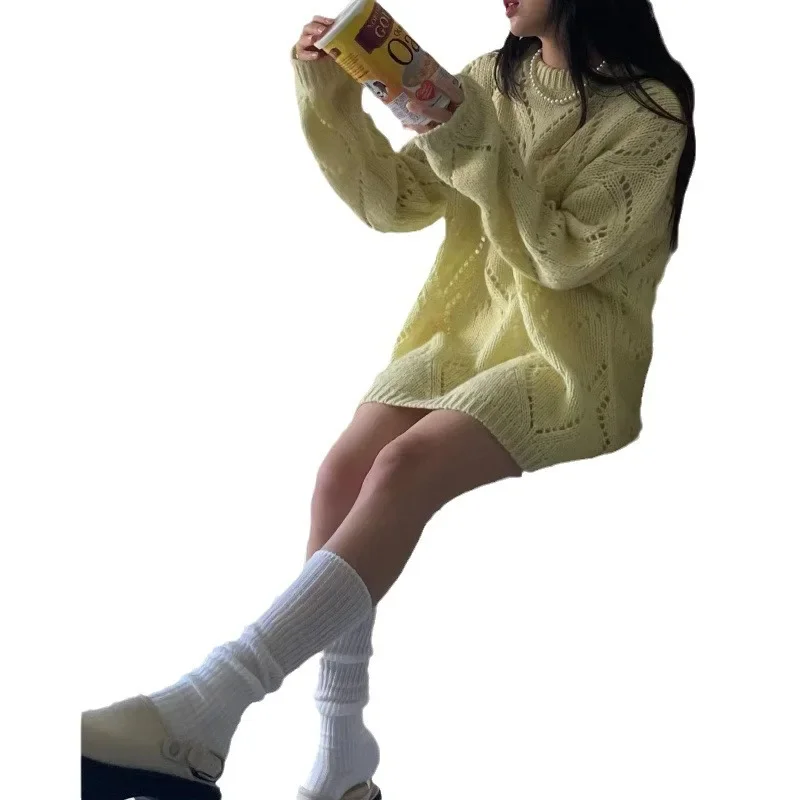 Knitted long-sleeve, sweater, round collar