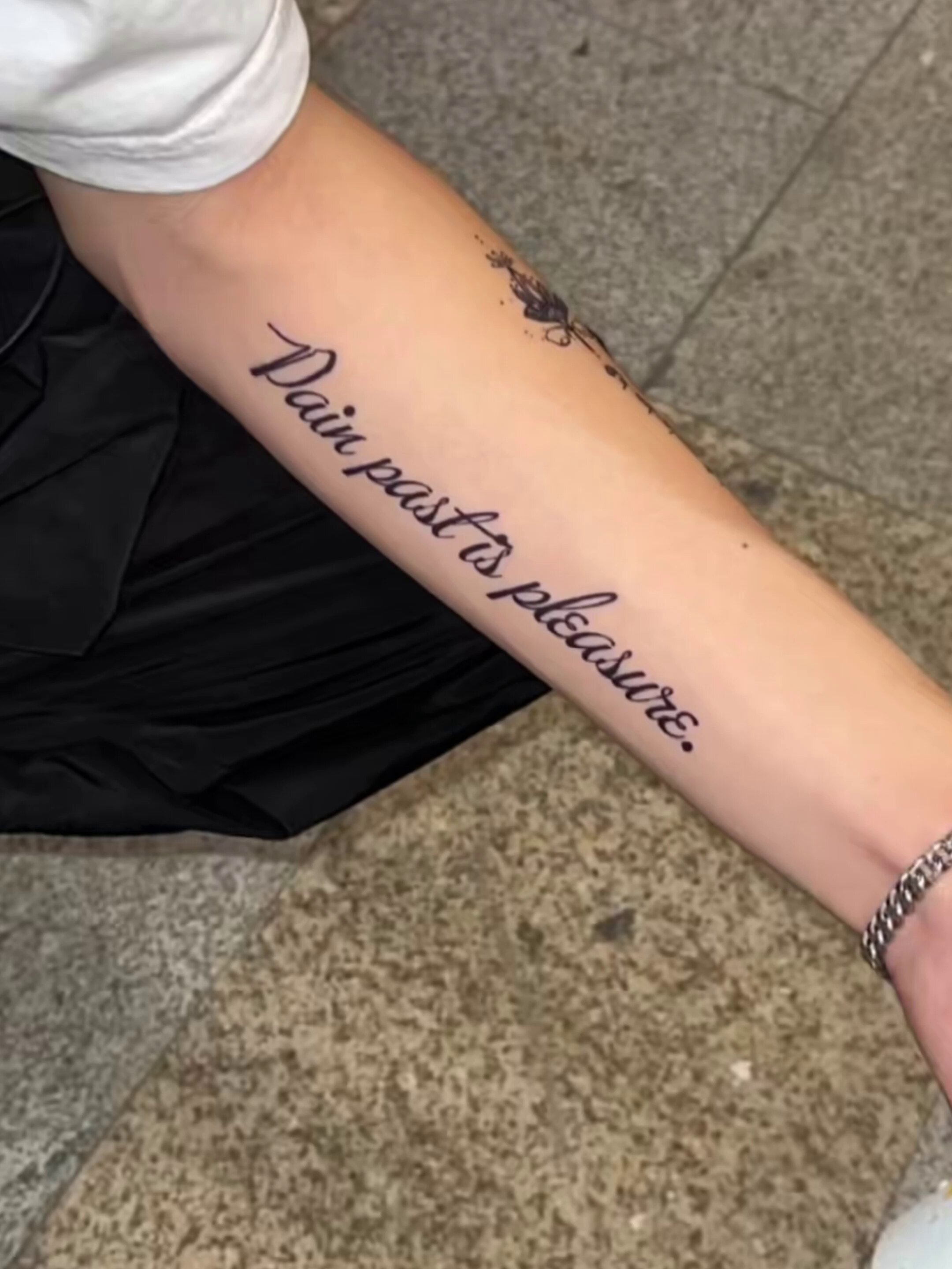 情侣字母纹身图案大全- 抖音, image size:2160x2880