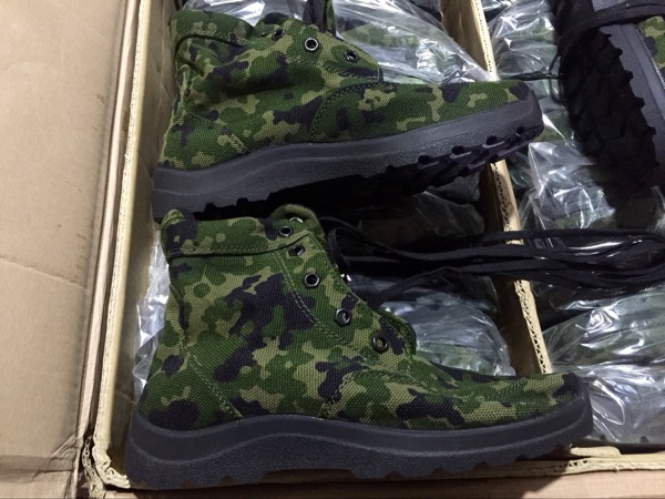 Stock Old stock 99 High waist working shoes non-slip climbing Climbing Sails Shoes Care Ankle Reinforcement Wear Resistant Wear Resistant