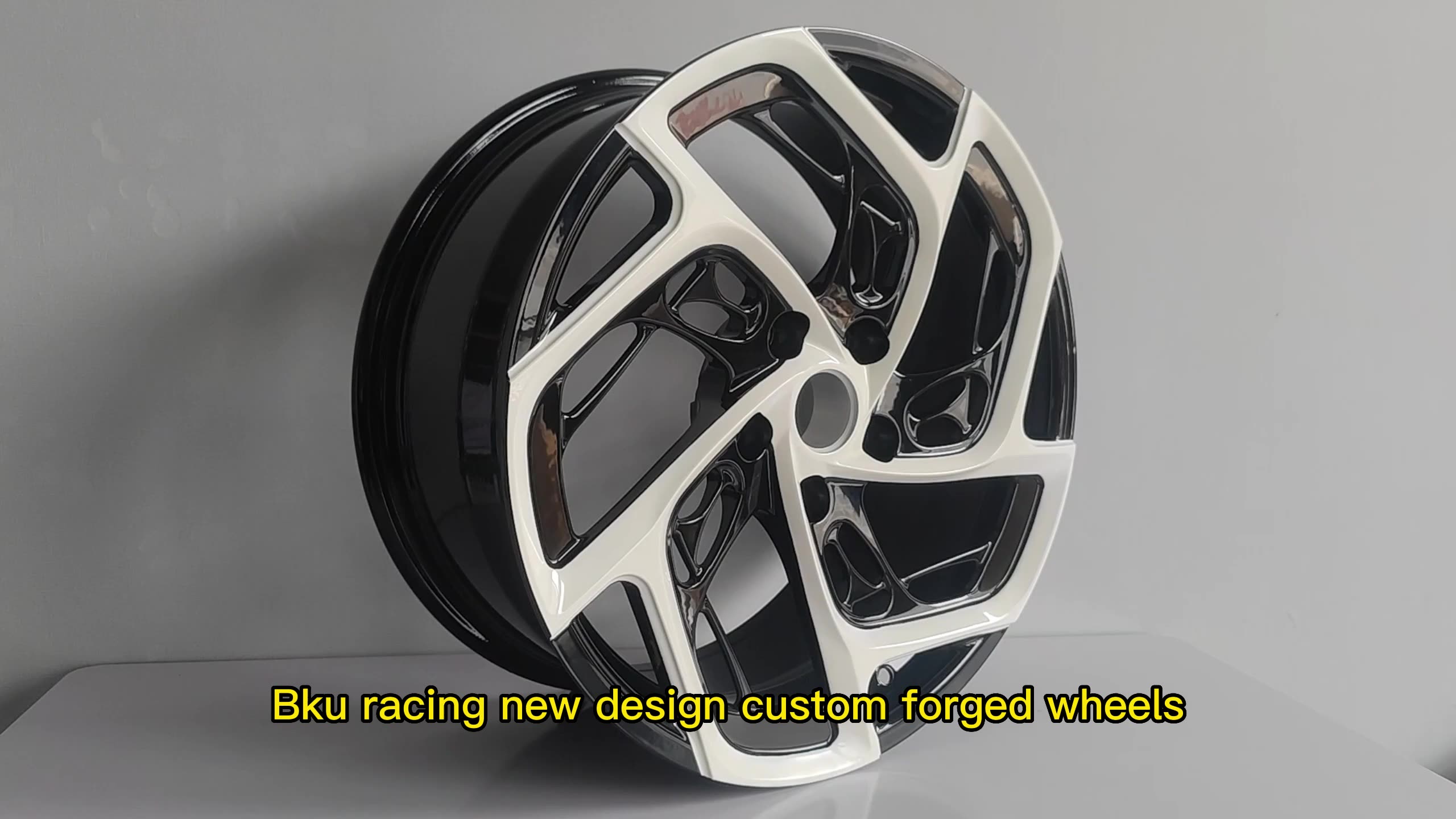 Bku Racing Passenger Car Wheels 18 Inch Wheels 5x120 Rims 5 Holes