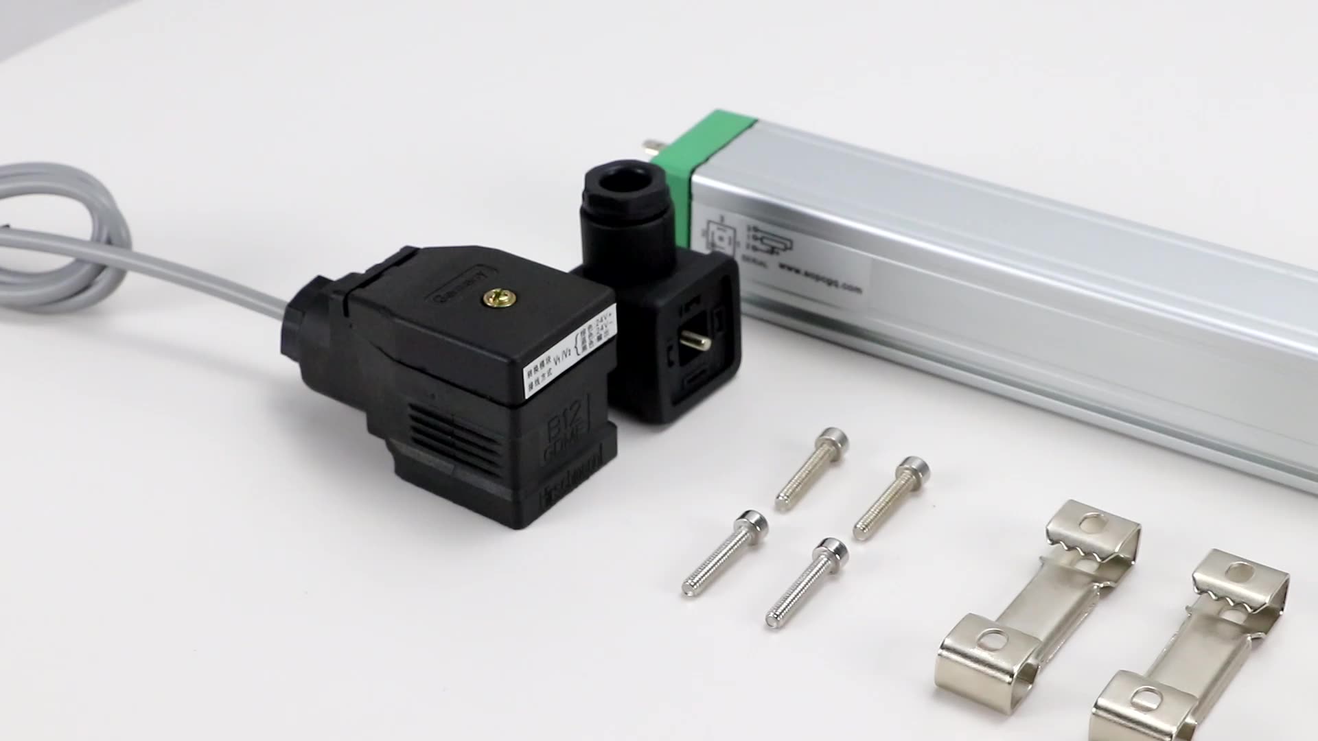 Датчик прямолинейного перемещения с тросом. Датчик линейного перемещения rs232. Gefran датчик линейного перемещения. Датчик линейного перемещения 1 мкм. Датчик перемещения линейный потенциометрический.