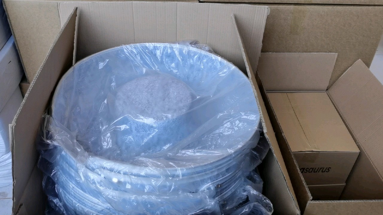 Polyester Felt Cat Bed Cat Cave For Play Game Sleeping Felt Donut Cat