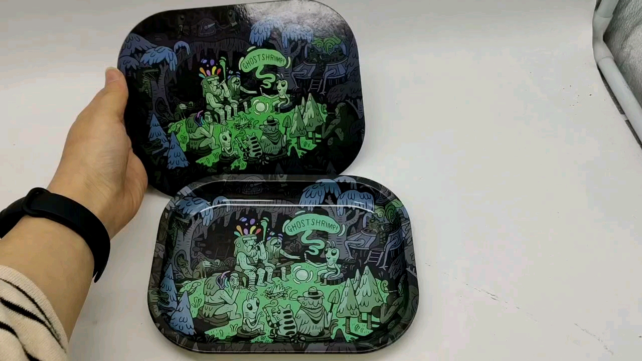 18cm Metal Rolling Tray With Lid Custom Pattern Printed Herb