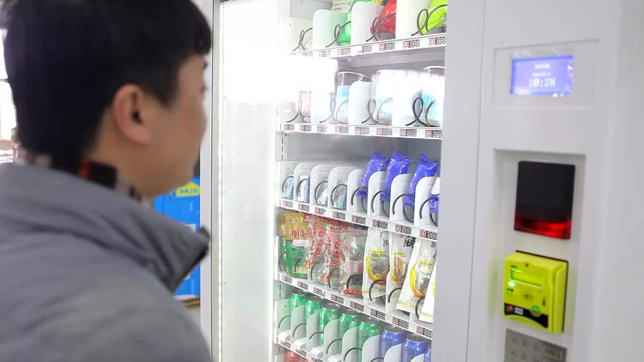 Philippines Standard Combo Vending Machine For Snack And Water With