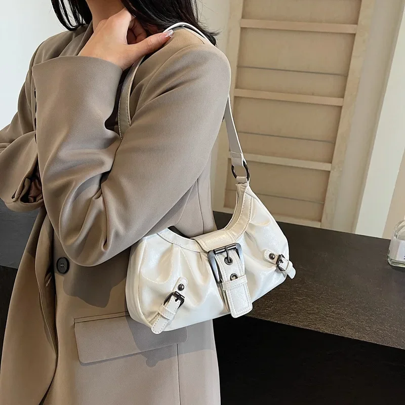 Stylish and Simple Trendy Single Shoulder Small Square Bag for Women, New 2024 Winter High-Quality Casual Crossbody Bag
