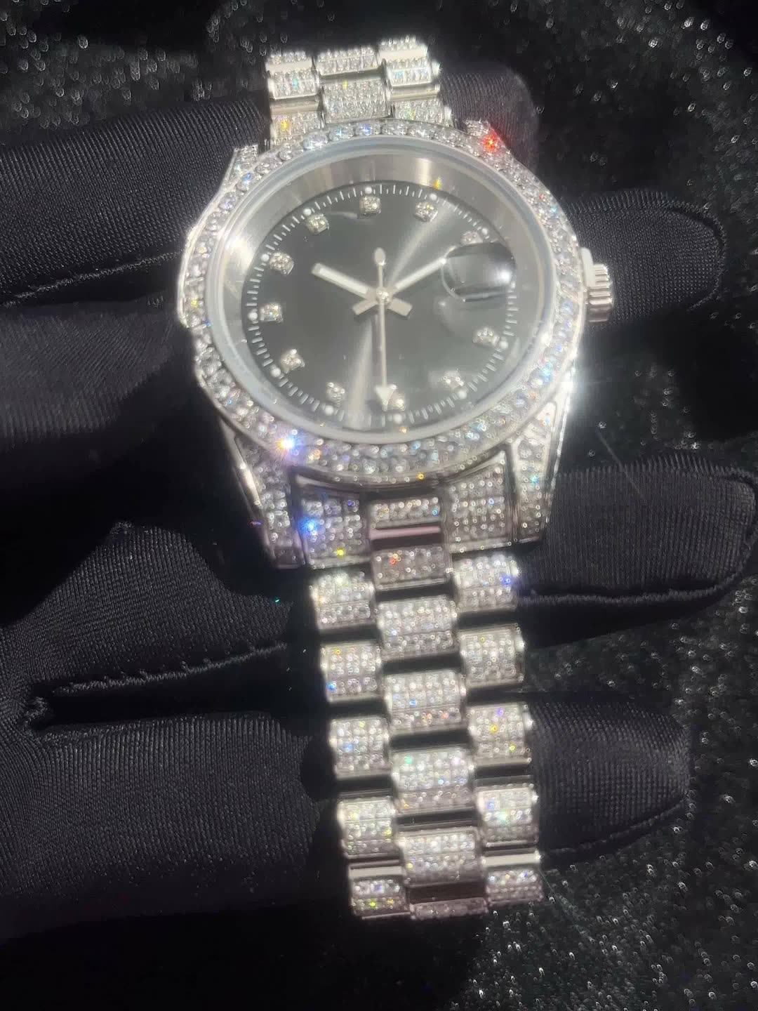 Luxury Men's Designer Wrist Watch with Custom Logo 5A Zircon, ODM