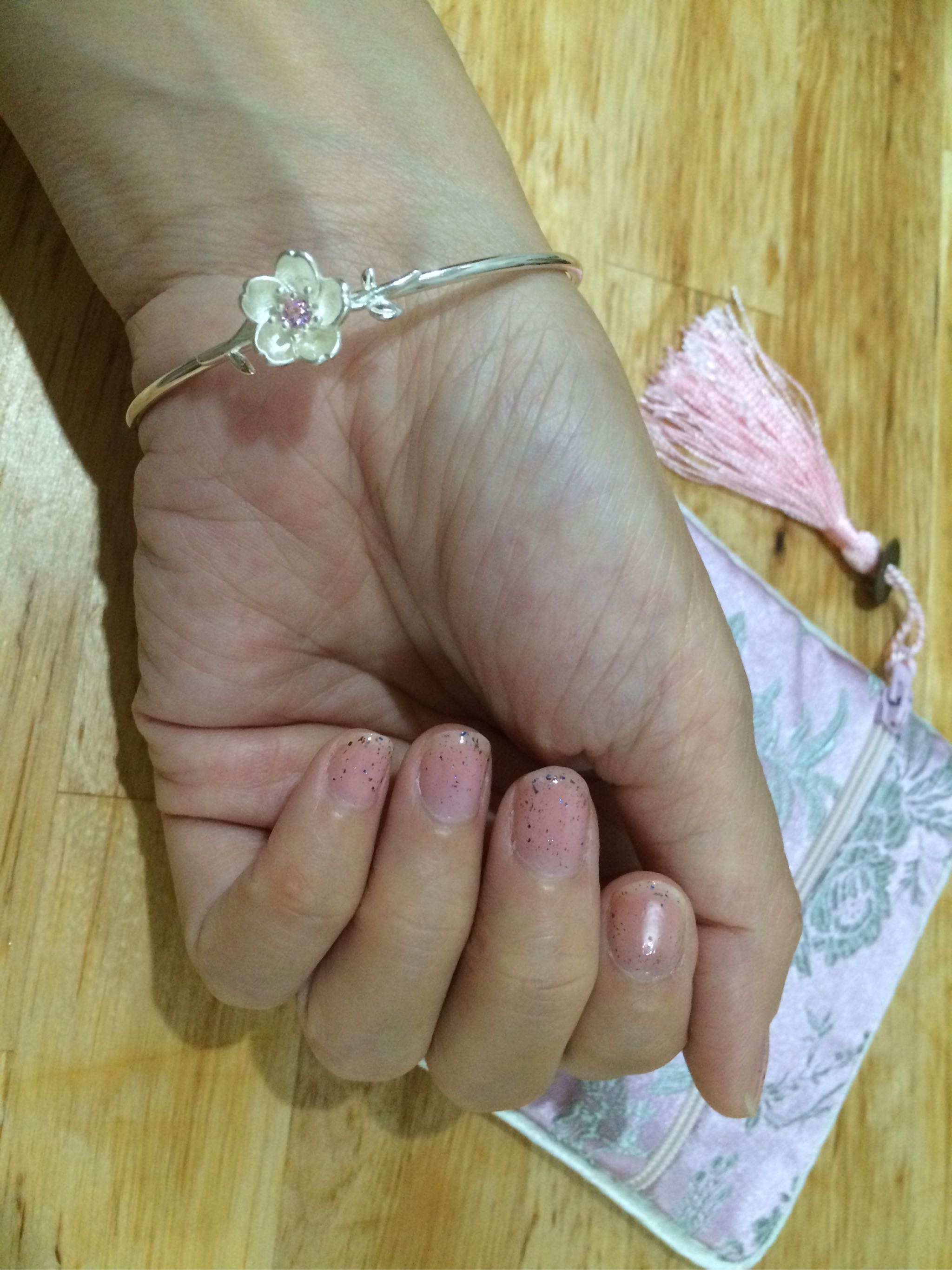 健康可剥无味半透亮片甲油迷踪怎么样？效果好吗？明星同款使用后评价,第9张