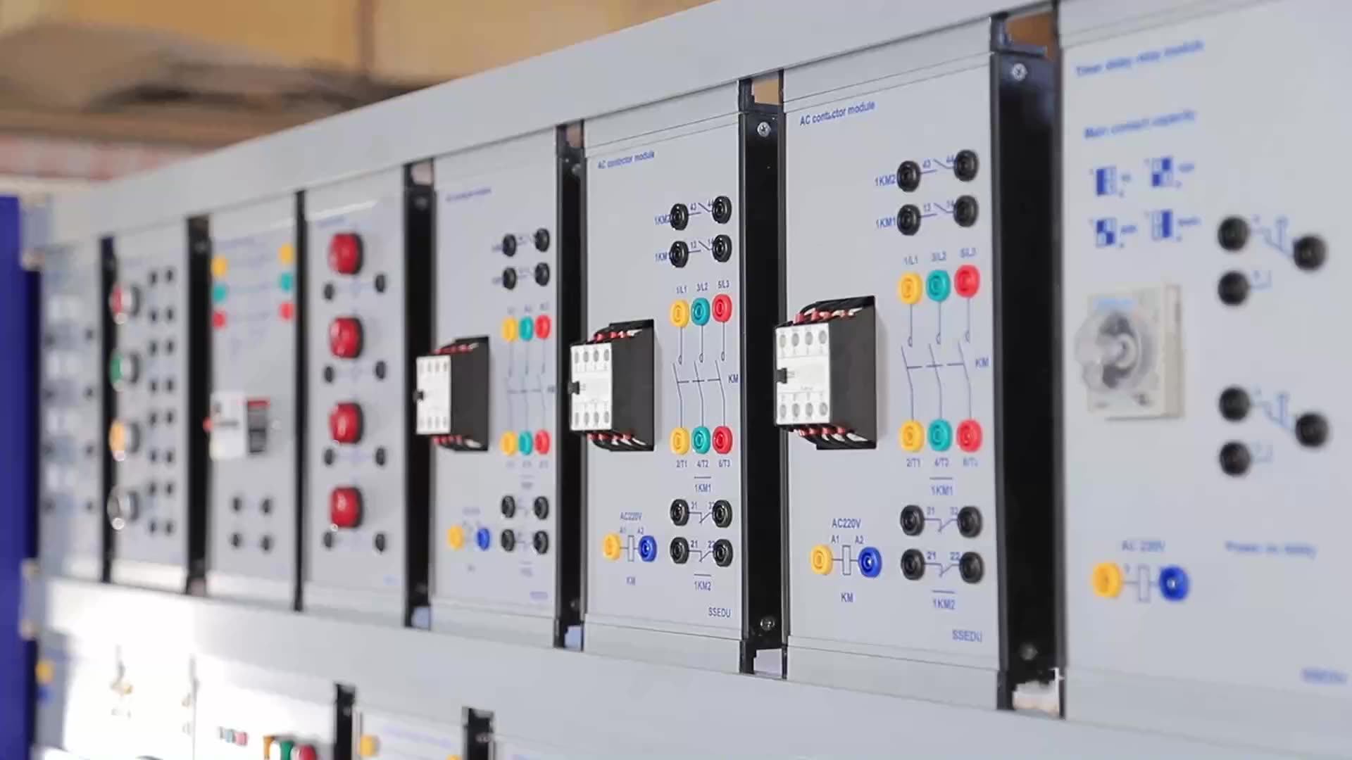 Educational Equipment Electronics Workbench Electrical Engineering Lab