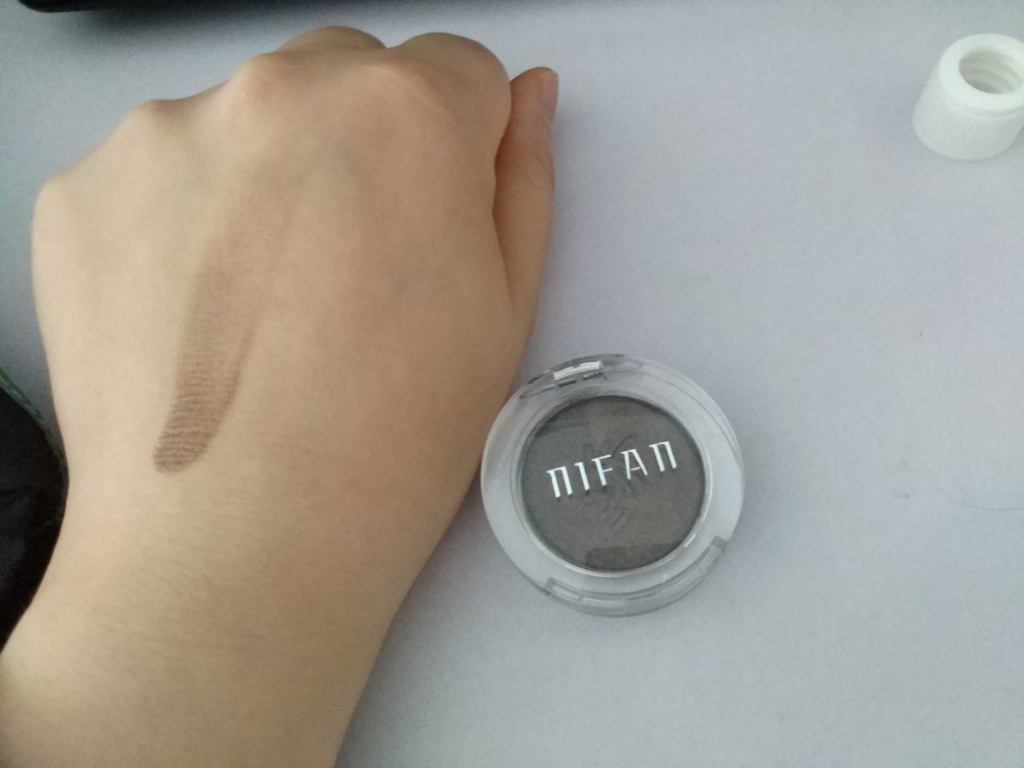 土家硒泥坊单色眼影好不好用，真实测评值得购买,第5张