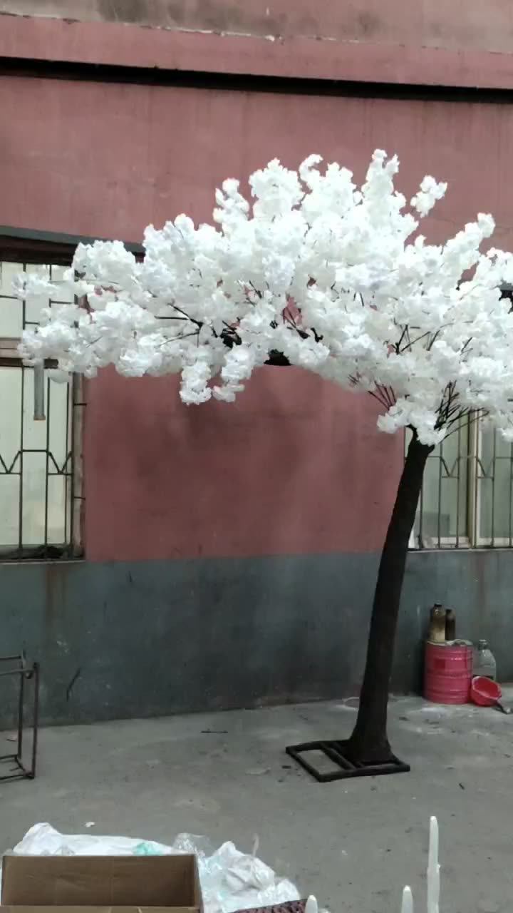 Factory White Silk Cherry Blossom Tree Wholesale Artificial Flowers Tree With Led Lights Indoor