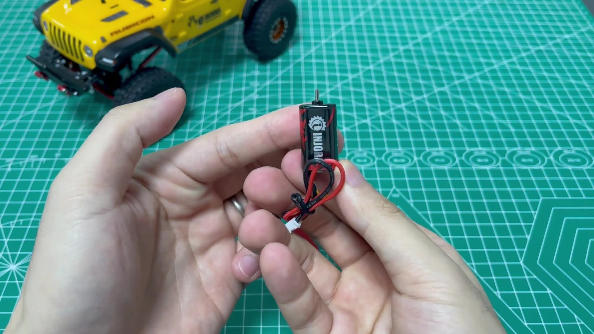 INJORA RC Schrauben Set Edelstahl - Für Axial SCX24 Crawler 1/18 1/24