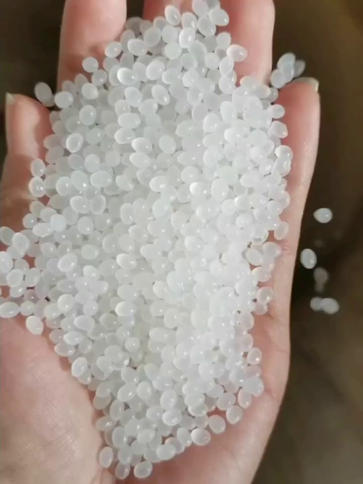 34块的化妆品包、居然用的是美国食品级塑料。我直接跪了。