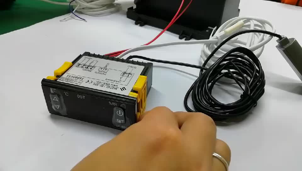 12v Mini Intelligent Digital Egg Incubator Temperature Humidity