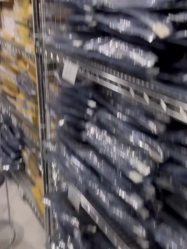 此颗“小方块”能够让你的旧相机秒变4K直拍神器。180块真敢卖。