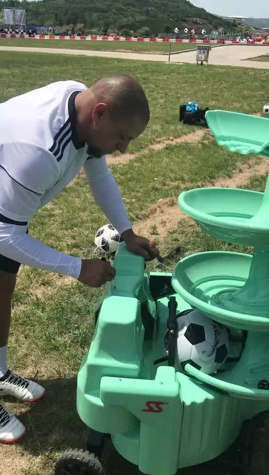 Jugs Kicker How To Build A Soccer Ball Kicking Machine Price Buy