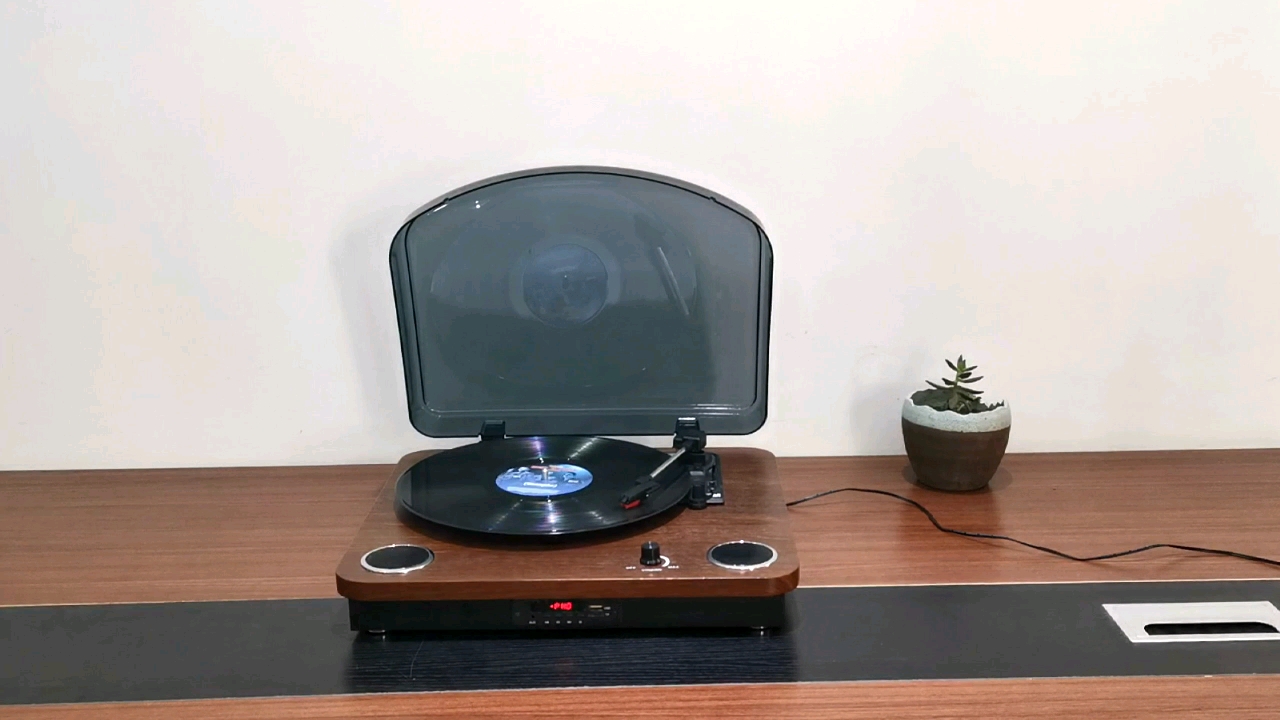 Audmic Stylus Record Player Turntable Vinyl To Mp3 Or Pc Recording