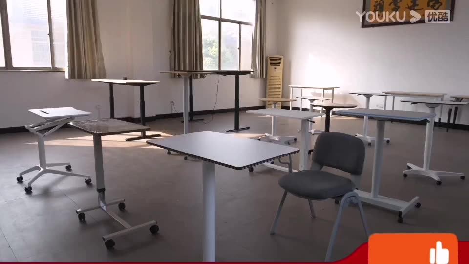 Factory Direct Sale Interchange Crescent Table School Student Desks,School Classroom Furniture
