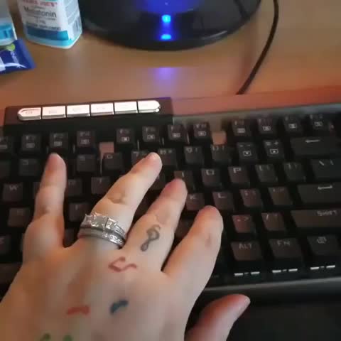 Redragon K563 Механическая игровая клавиатура с RGB-подсветкой 104 клавиш