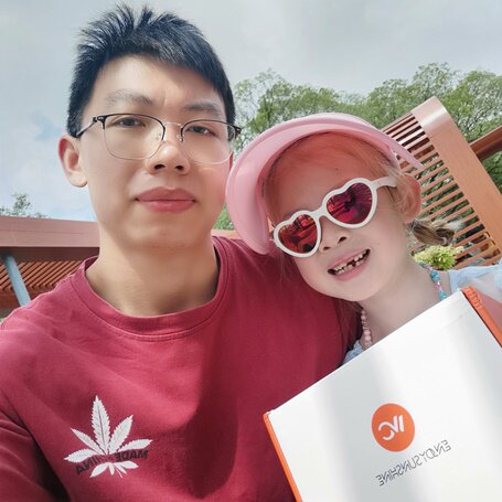 依依爸爸高端美食严选店