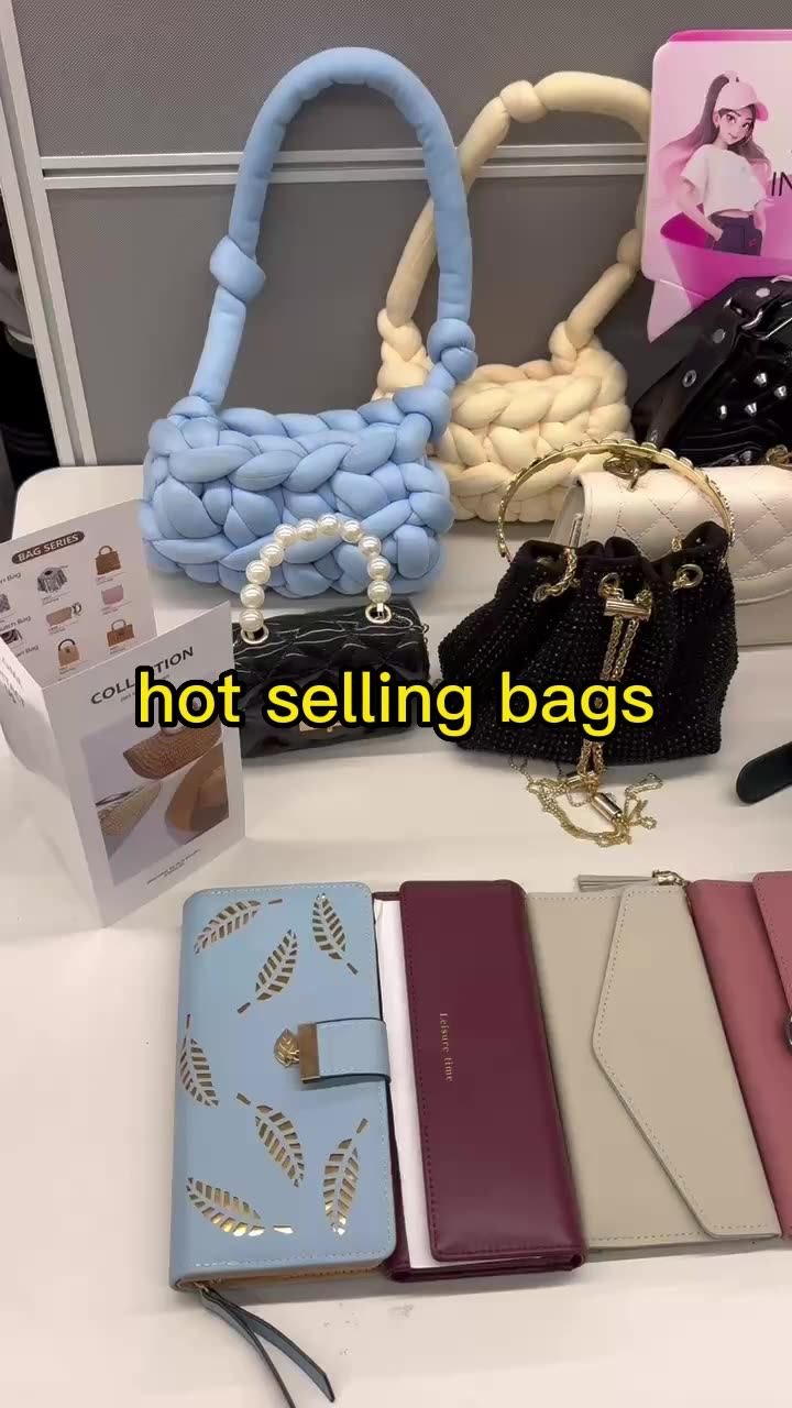 Modern Fashion Women Gift Bag Soft Hand Knitting Chunky Yarn Bag