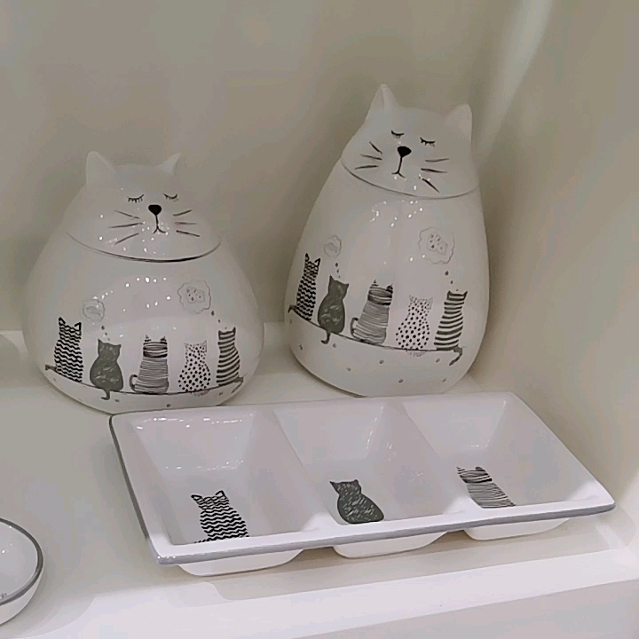 New Online Funny Cat Shape Ceramics Hand Made Animal Cookie Jars With