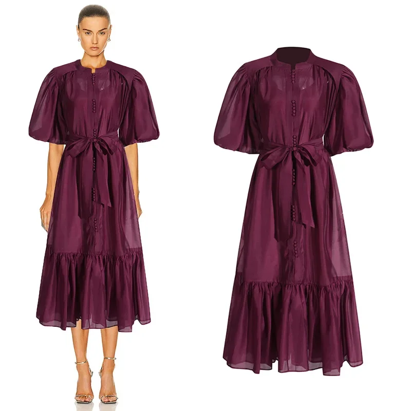 Retro summer dress with a round collar