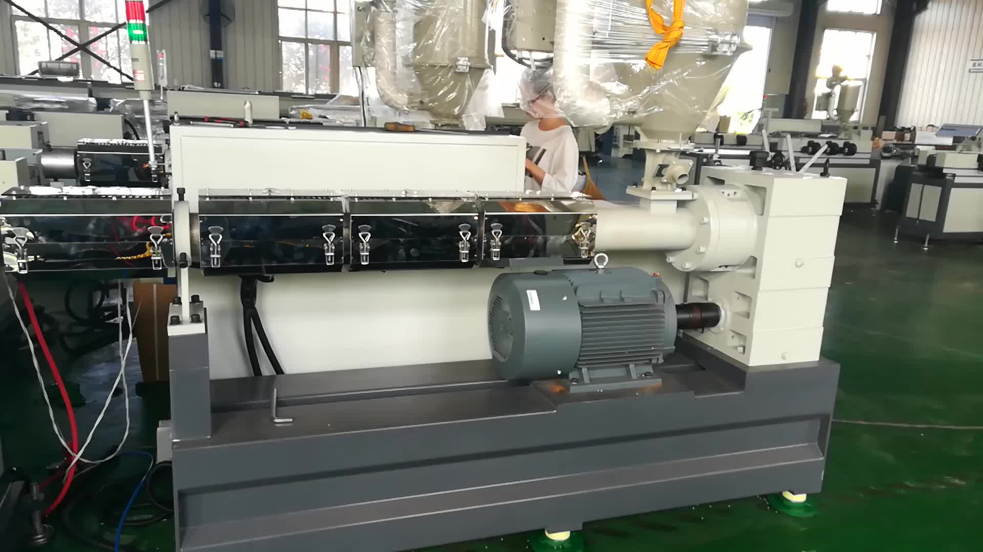 Plastic Machinery Pp/pe/eva/pvc Pipe Making Extrusion Machinery