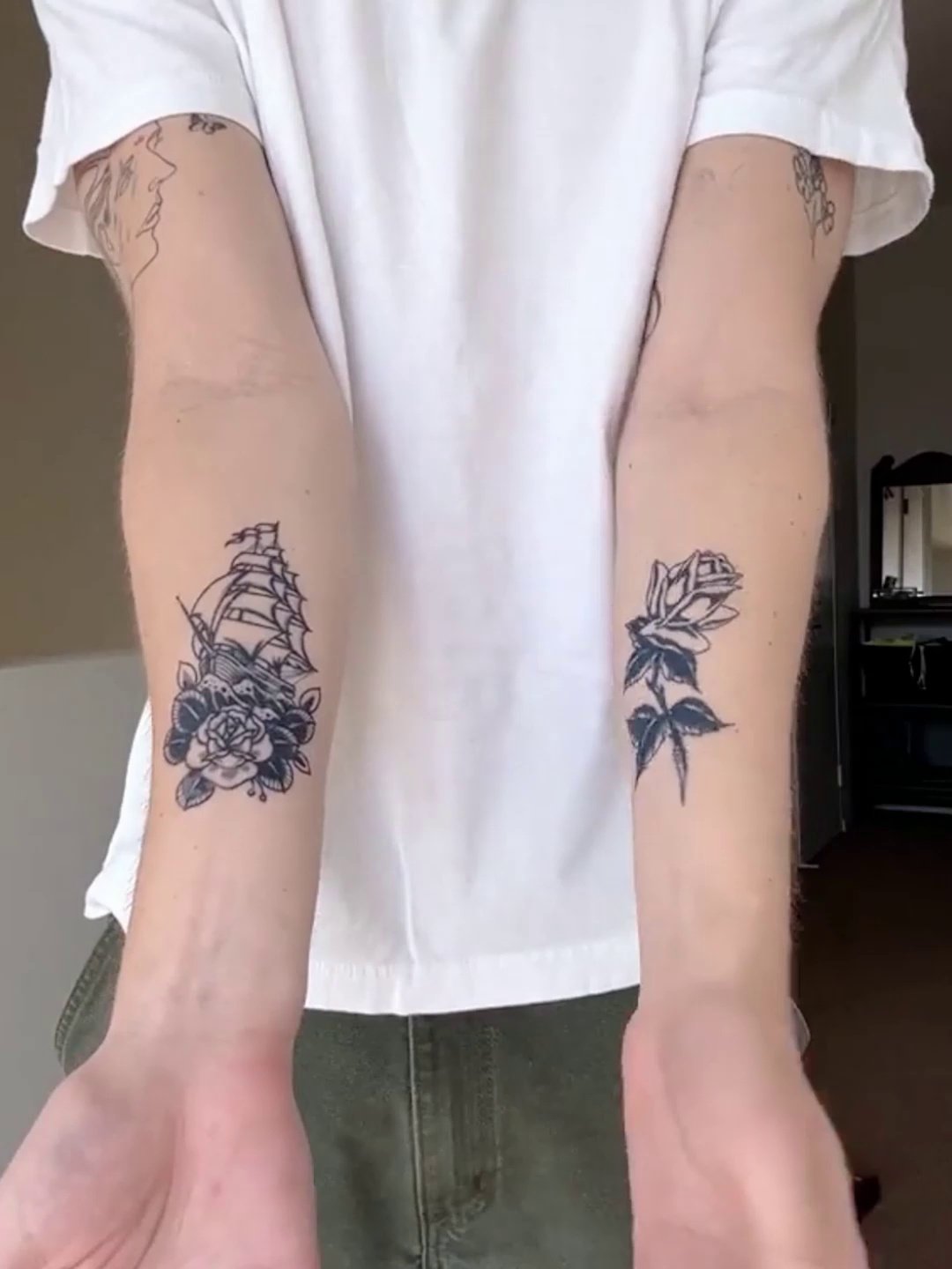 Eden - 💙 Upper lining tattoo is not our works. 上面的线条纹身不是我们的作品哟！ Colour  Series - Rainbow Tattoo 彩色系列- 彩虹纹身(刺青) #blackandgreytattoo #tattoodesign  #neotraditionaltattoo #allstyletattoo #malaccatattoo #tattoo  #japanesetattoo ..., image size:1080x1440