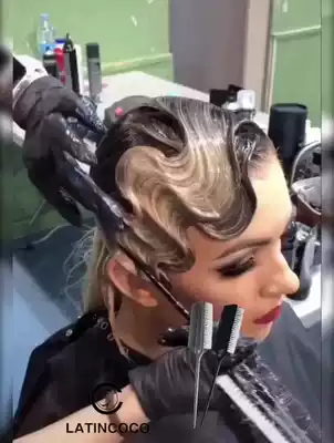 Latin dance brightening oil Hairspray brightening hair oil National standard dance plate hair Blackpool competition Modern oil head brightening hair oil