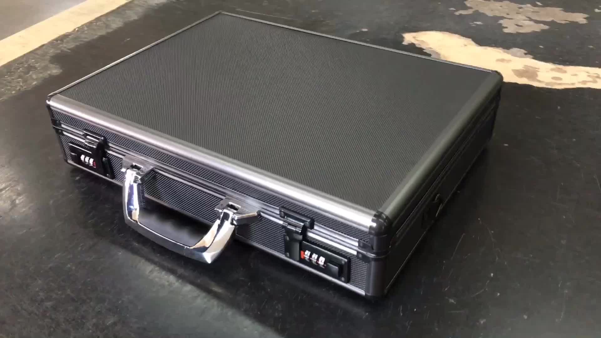 Tp Tc003 Fashion Black 17 1/2" X 13" X 4 1/2" Aluminum Briefcase With