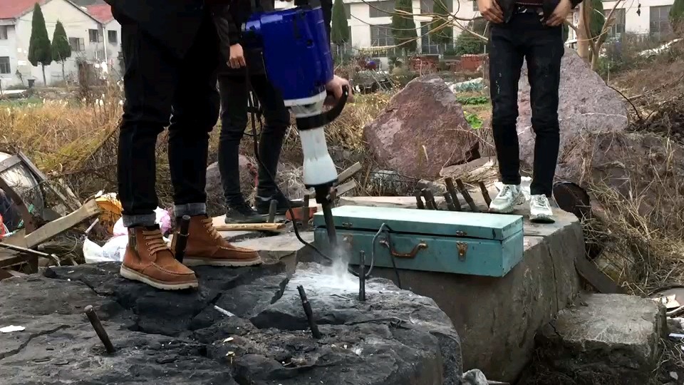 65a 110v Oil Type Electric Stone Breaker Portable Jack Hammer With