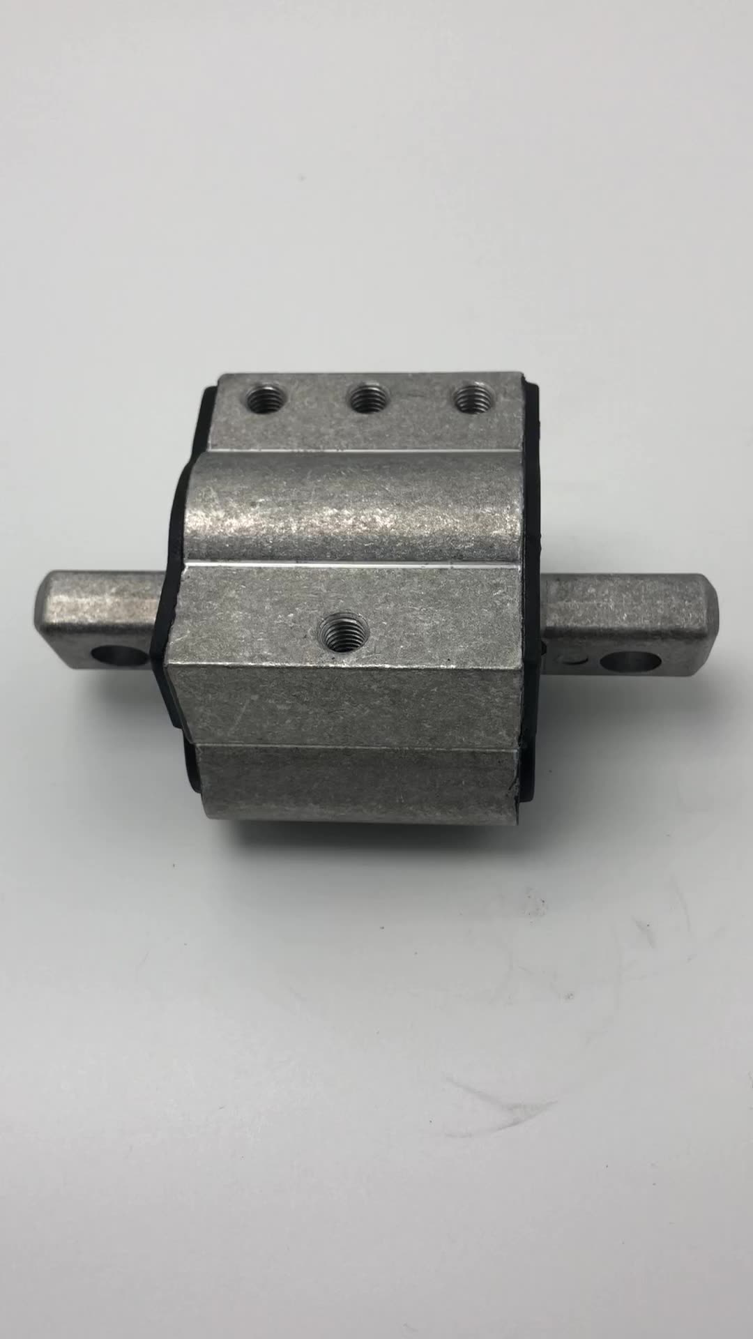 Rubber Rear Transmission Mount Bracket For Mercedes Benz C E W204 W210