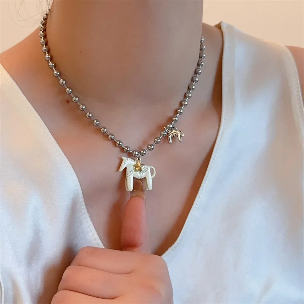 carousel-thumb-2