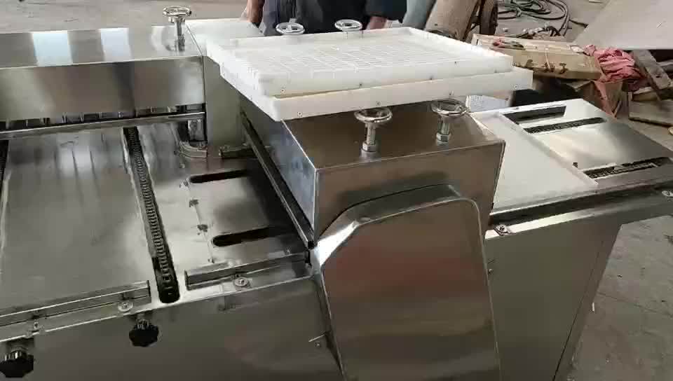 Данная машина предназначена для измельчения и смешивания кормов. Корморезка овощей своими руками. Двухшнековый гранулятор. Резка зерна. Резка зерна.