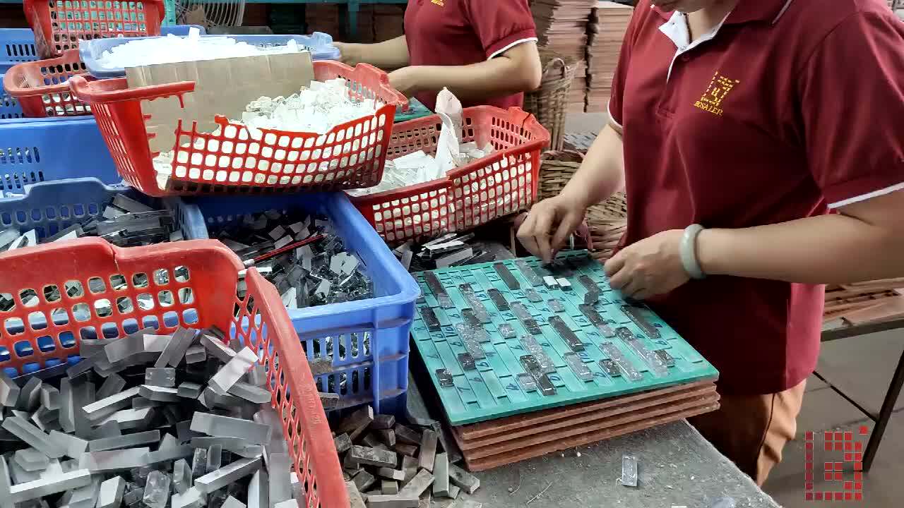 Strip Crystal Clear Glass Mosaic Wall Tile Foshan Decorative Indoor