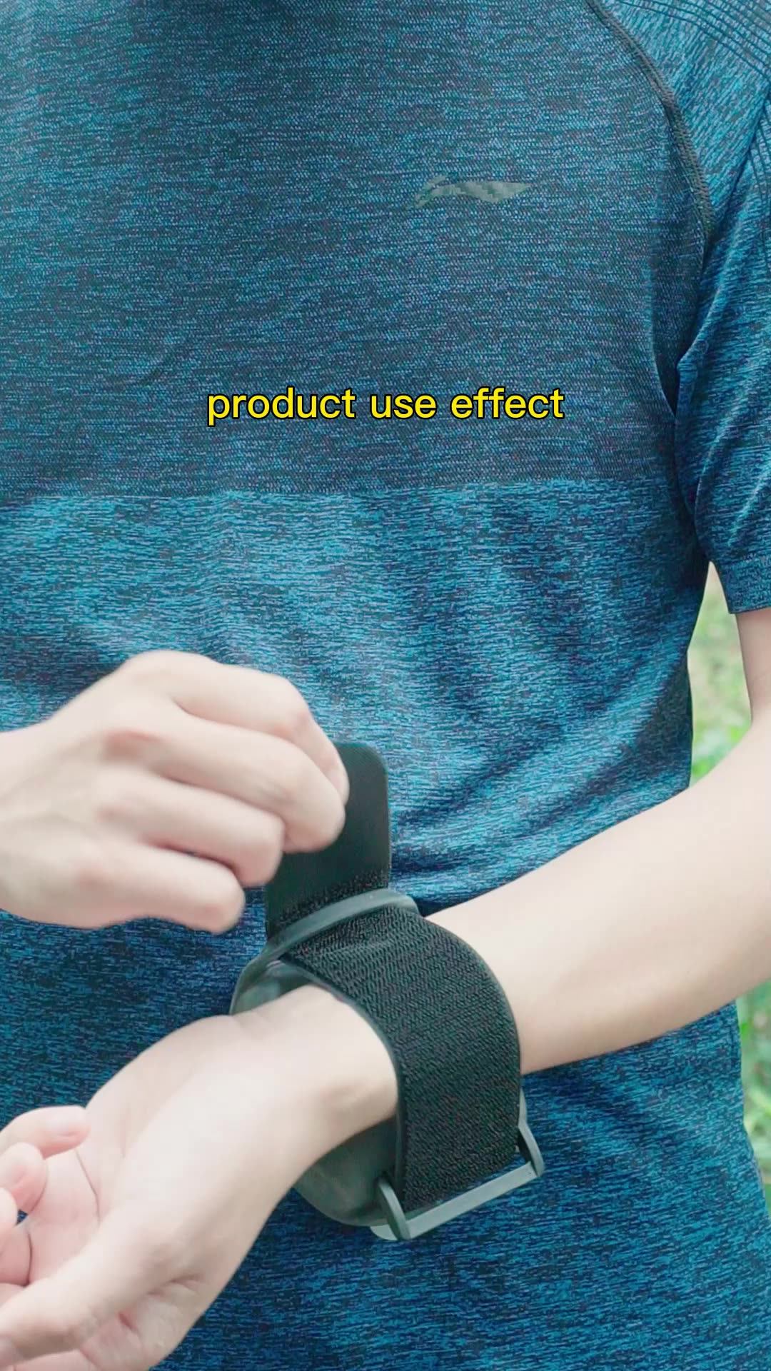 New Arrivals Silicone Lightweight Wrist Water Bottle 200ml Sports Water