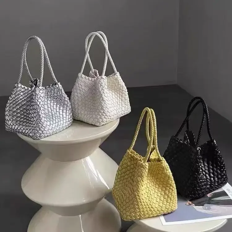 Vegetable Basket Bag Women's 2025 New High-end Sense All-match Dice Exquisite Small Bag Portable Bucket Bag