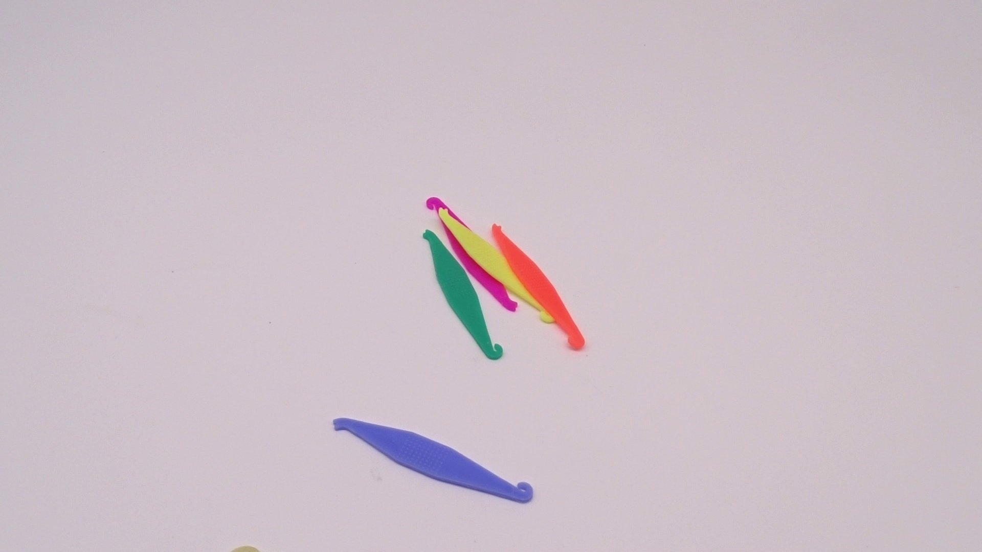 牙套矫正神器推荐！橡皮圈挂钩怎么选？8.99元够不够值？_口腔护理设备礼盒_淘宝美妆网