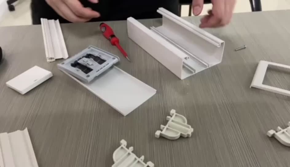 Hot Sale Pvc Dado Trunking/falcon 3 Compartment Dado Trunk 180x50 For