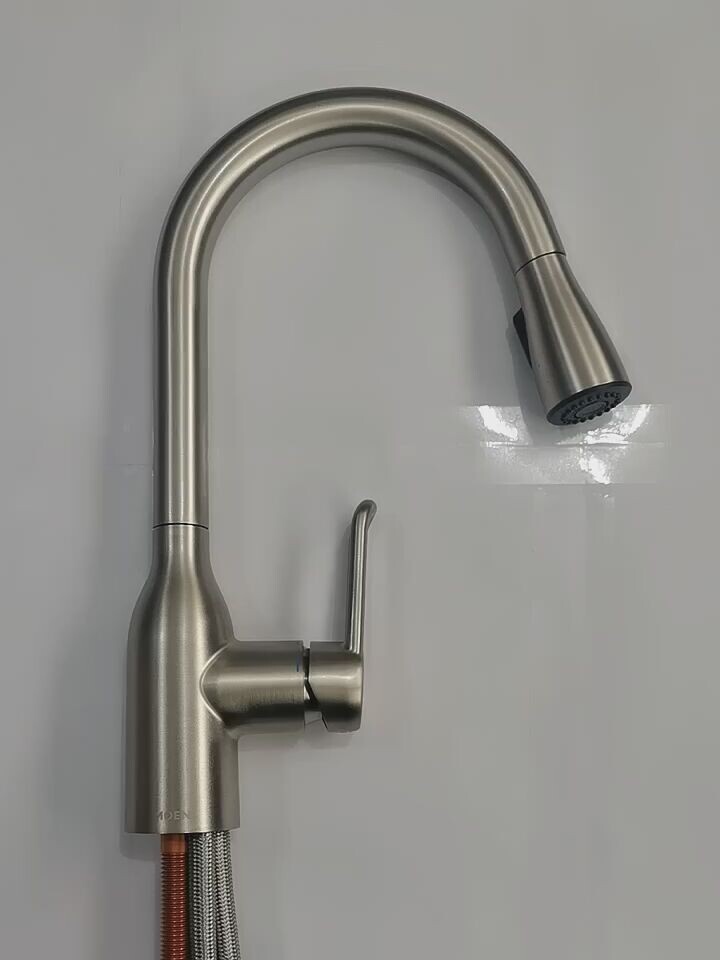 Moen Kitchen faucet pull-out cold and hot wash basin sink bowl pool rotating all copper household 68002