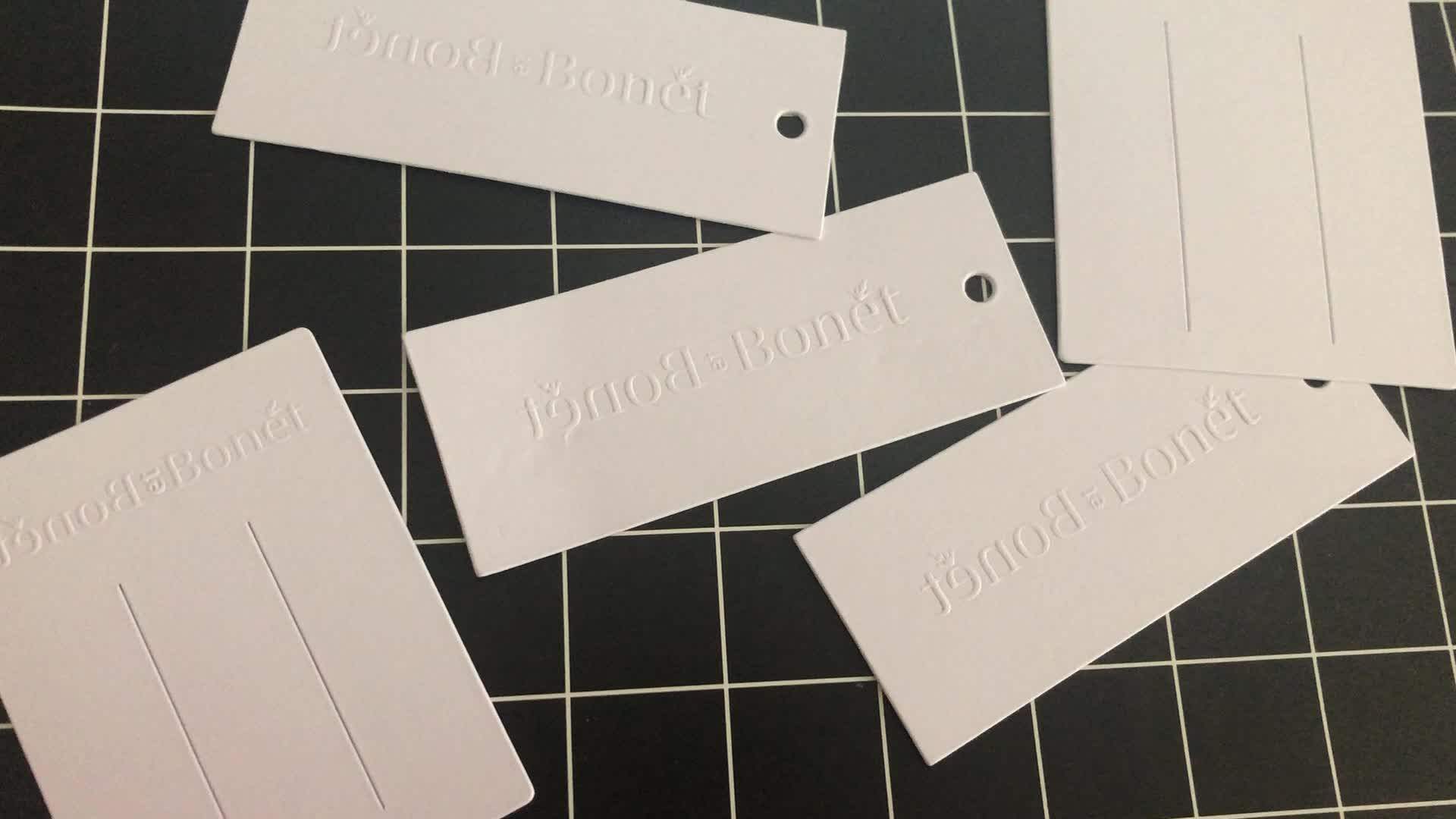 Matt Cardboard Hang Tag Garment Accessories Clothing Paper Tag With