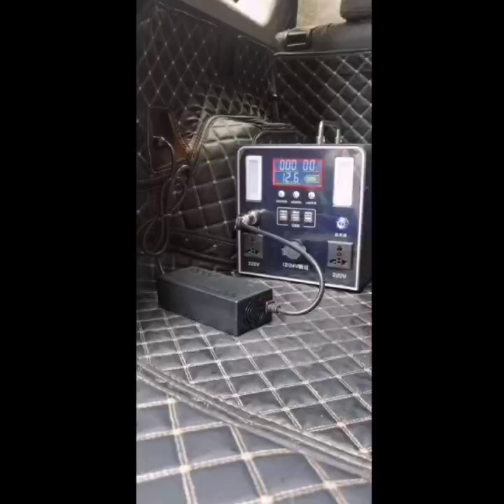 Ngoài trời điện thoại di động cung cấp điện xe hơi sạc thuốc lá 12.6V 14.6V pin lithium lái xe sạc thông minh 
