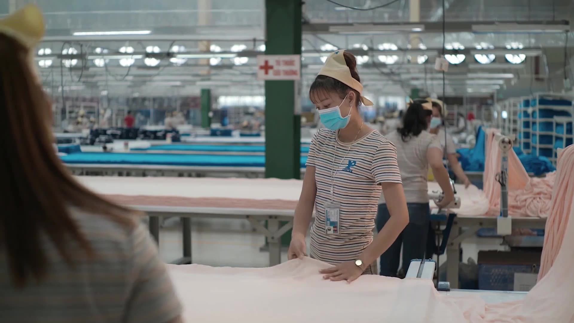 New Design Adjustable Cotton Muslin Plain White Baby Bibs For Kids