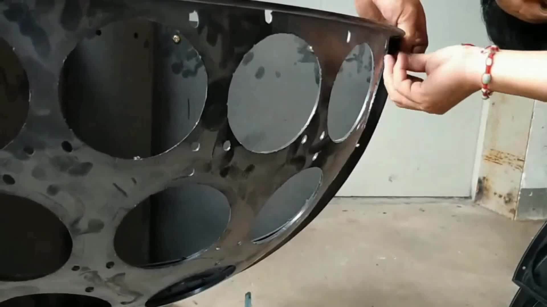 Sol Vertical Garden Hanging Plastic Ball Pots Landscaping Lamp Post Self Watering Flower Large