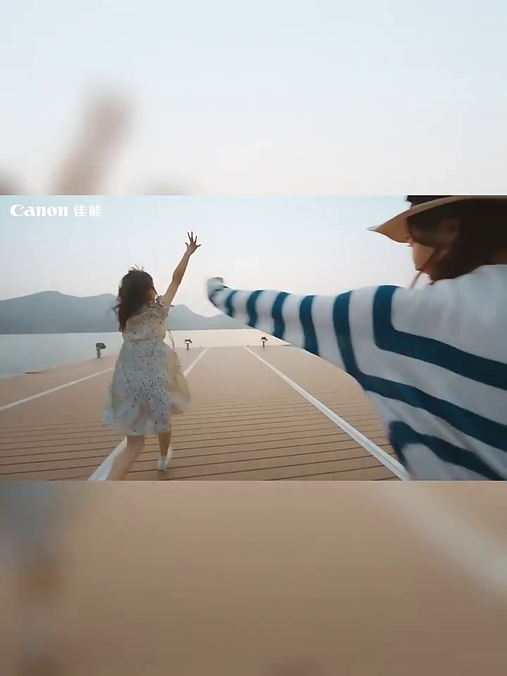 这个镜头实正得以一镜走天下？佳能以新玩具让我差点弃了单反。