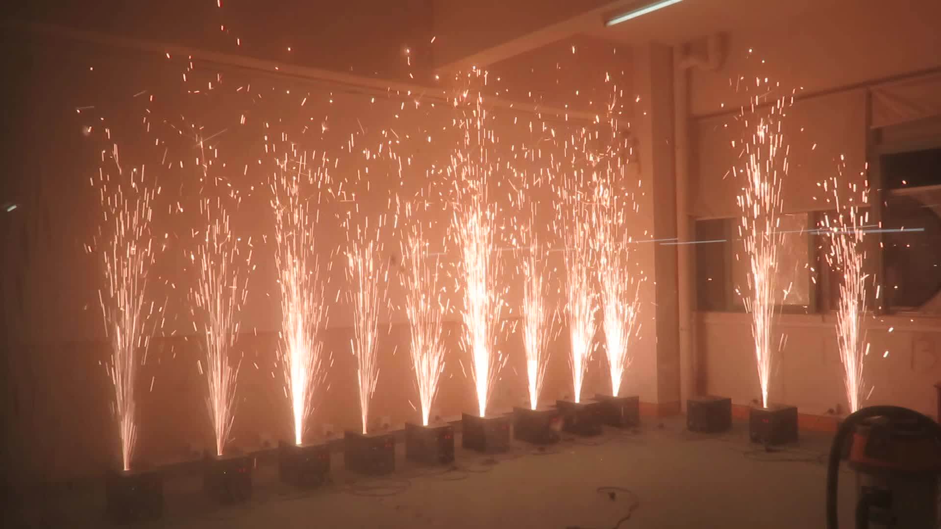 Wedding Party Indoor Electric Pyro Spark Fountain Sparkler Cold